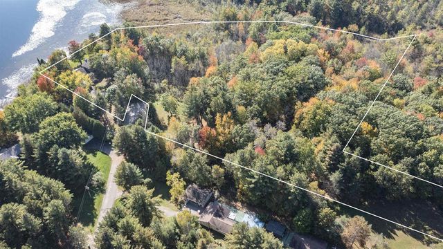 E1501 PENNY LANE, Iola, WI 54945