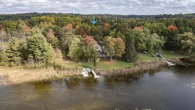 E1501 PENNY LANE, Iola, WI 54945