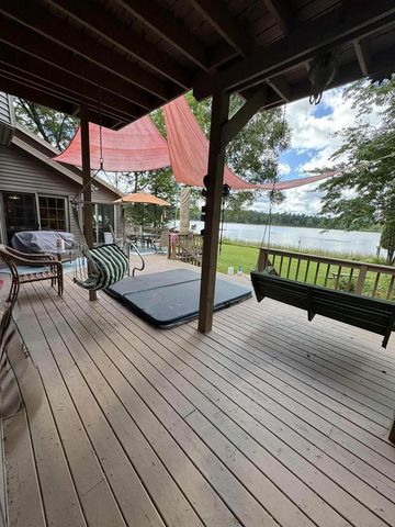 E1501 PENNY LANE, Iola, WI 54945