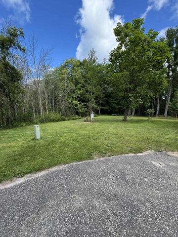 E1501 PENNY LANE, Iola, WI 54945