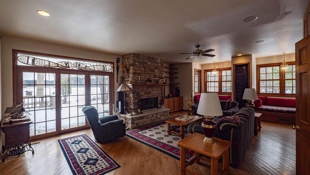 E1501 PENNY LANE, Iola, WI 54945