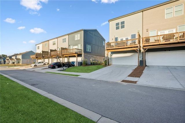 2681 Whistler NE Way, Lawrenceville, GA 30043