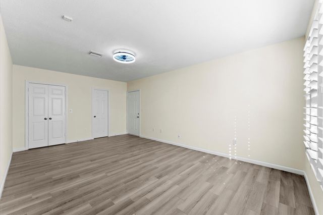 7522 Deep Forest Drive, Houston, TX 77088