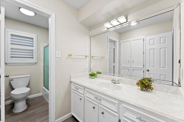 7522 Deep Forest Drive, Houston, TX 77088