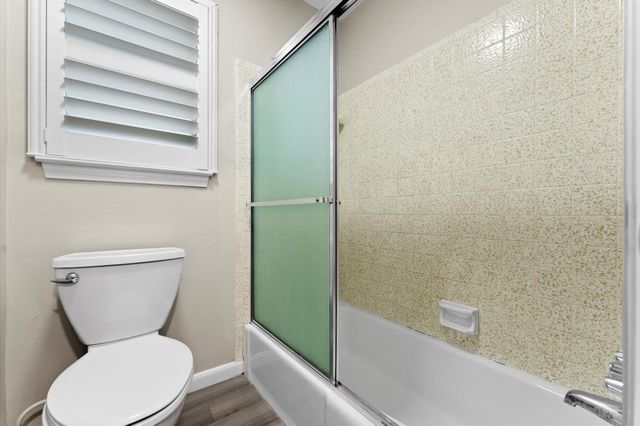 7522 Deep Forest Drive, Houston, TX 77088