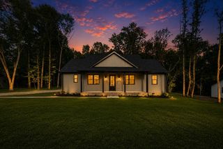 39 Bluebird Trail, Estill Springs, TN 37330