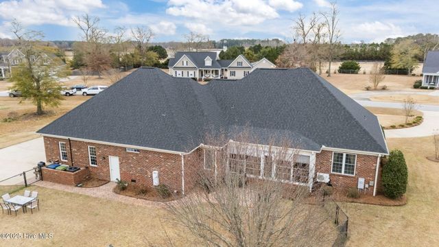 1427 Canter Way, Ayden, NC 28513