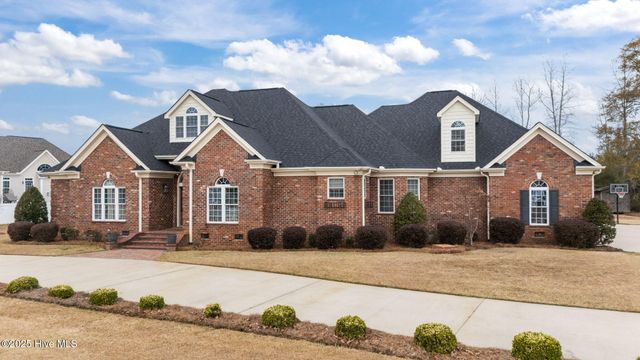 1427 Canter Way, Ayden, NC 28513