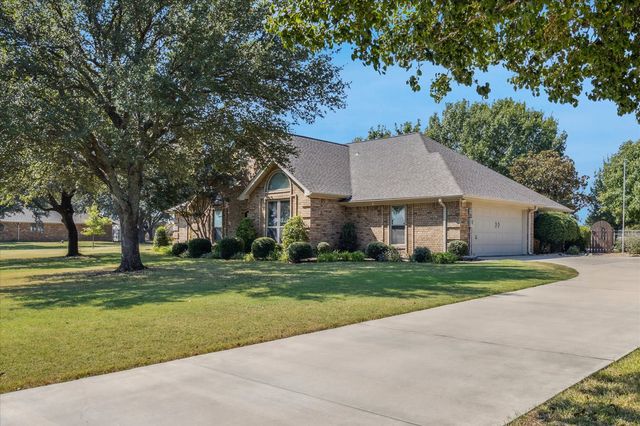 1385 Autry Lane, Crowley, TX 76036