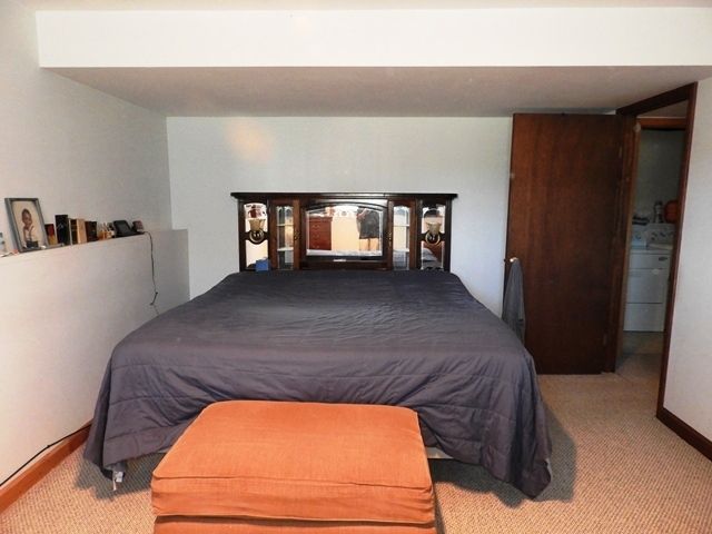 2125 Wright Avenue, North Chicago, IL 60064