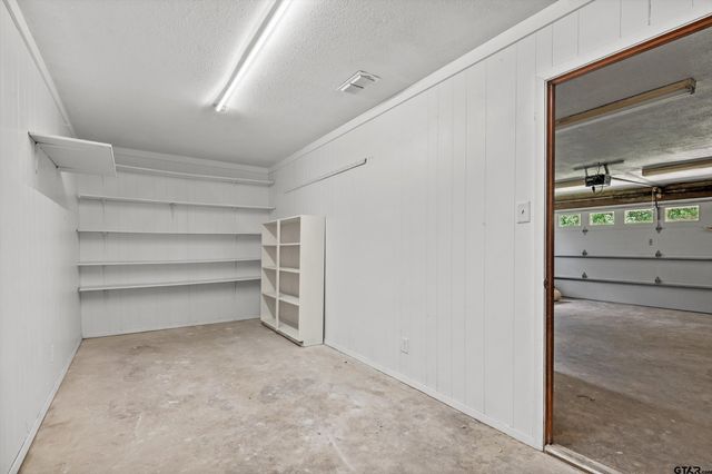 239 CR 2335, Grapeland, TX 75844