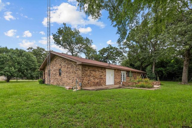 239 CR 2335, Grapeland, TX 75844