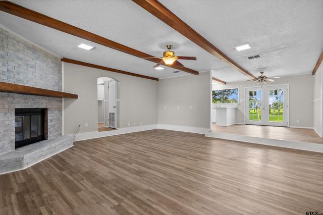 239 CR 2335, Grapeland, TX 75844