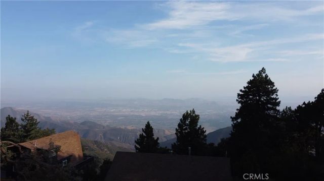 25134 Grandview, Crestline, CA 92325