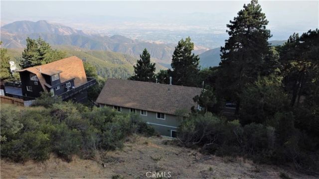 25134 Grandview, Crestline, CA 92325