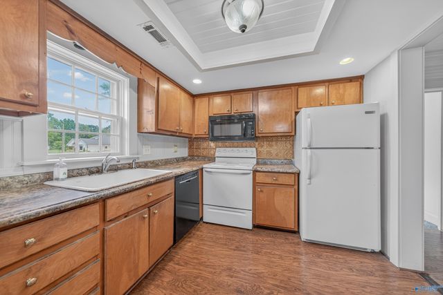 628 Walt Campbell Road, Hazel Green, AL 35750