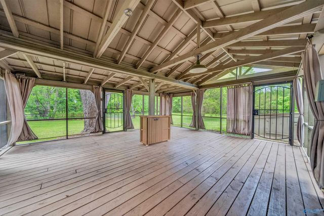 628 Walt Campbell Road, Hazel Green, AL 35750