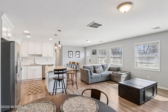 206 Cornelius Street, Bayville, NJ 08721