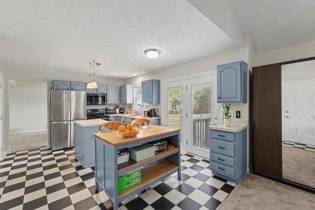 2681 Hilltop Court, Florence, KY 41042