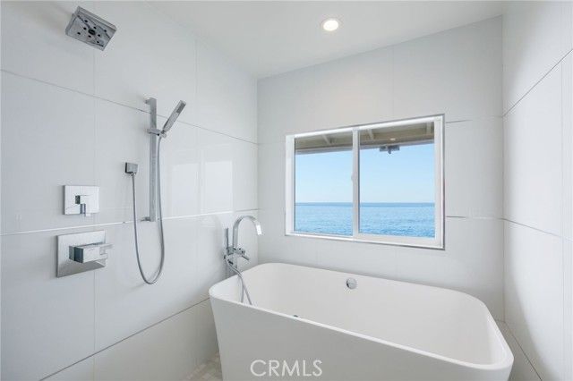 91 Blue Lagoon, Laguna Beach, CA 92651