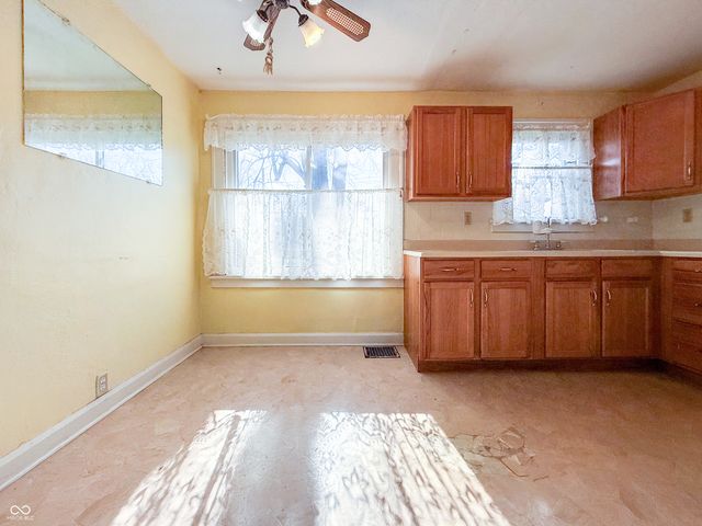 3619 Andover Road, Anderson, IN 46013