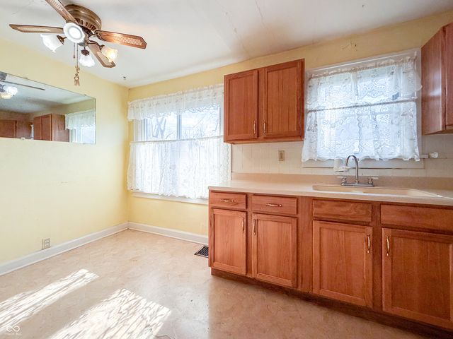 3619 Andover Road, Anderson, IN 46013