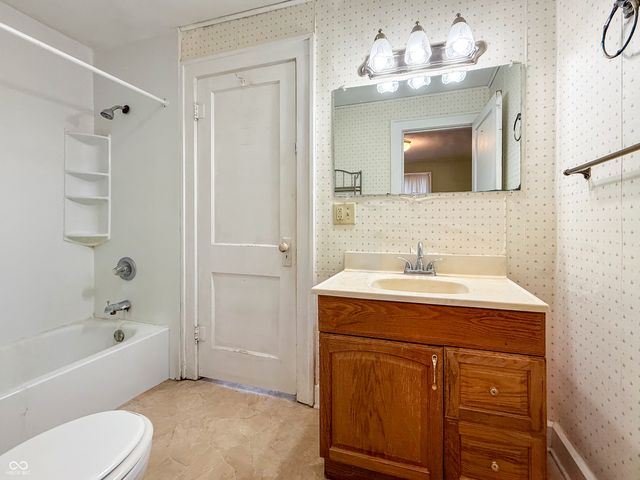 3619 Andover Road, Anderson, IN 46013