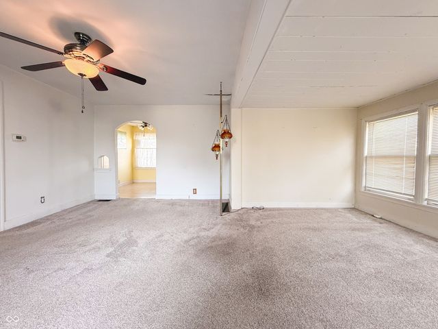 3619 Andover Road, Anderson, IN 46013