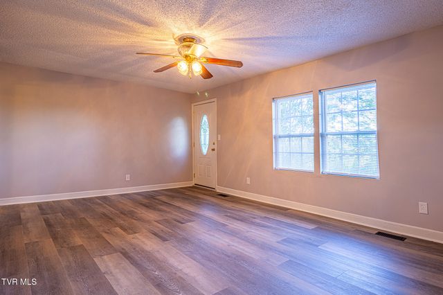 735 Emory Church Road, Kingsport, TN 37664