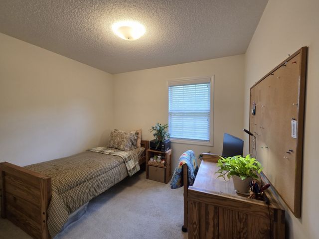 1367 Cindy Hollow Rd, Estill Springs, TN 37330