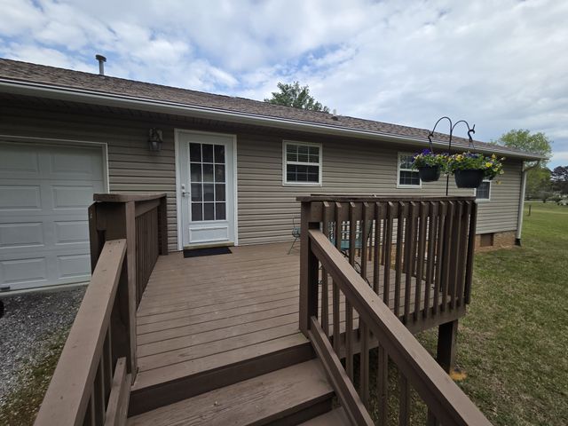 1367 Cindy Hollow Rd, Estill Springs, TN 37330