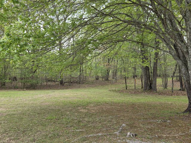 1367 Cindy Hollow Rd, Estill Springs, TN 37330