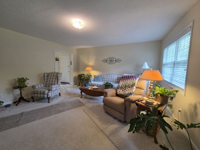 1367 Cindy Hollow Rd, Estill Springs, TN 37330