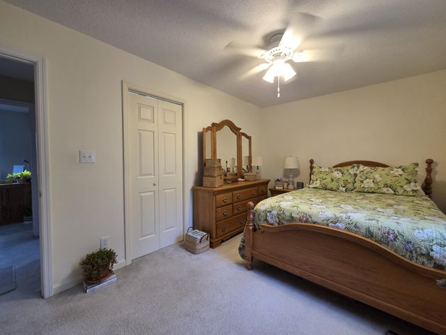 1367 Cindy Hollow Rd, Estill Springs, TN 37330