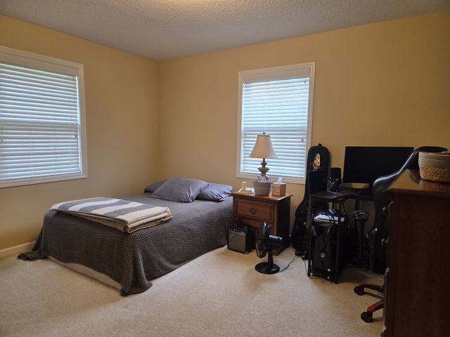 1367 Cindy Hollow Rd, Estill Springs, TN 37330