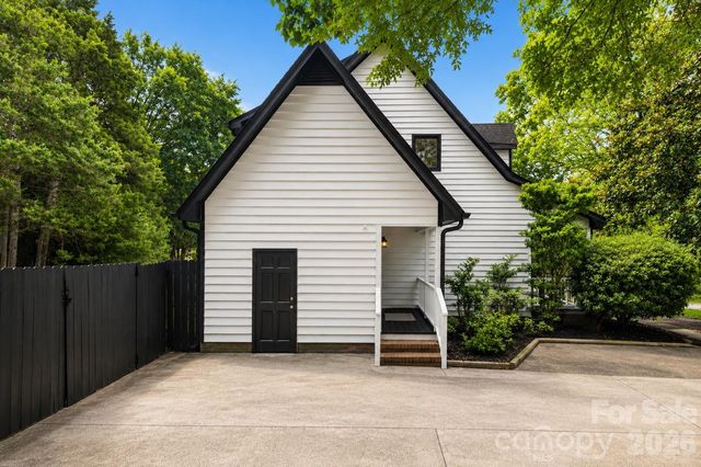 8055 Tifton Road, Charlotte, NC 28226