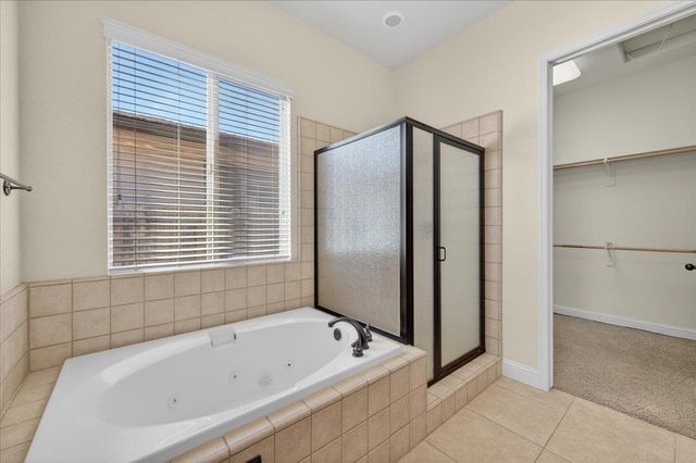 11348 N Via Montessori Drive, Fresno, CA 93730