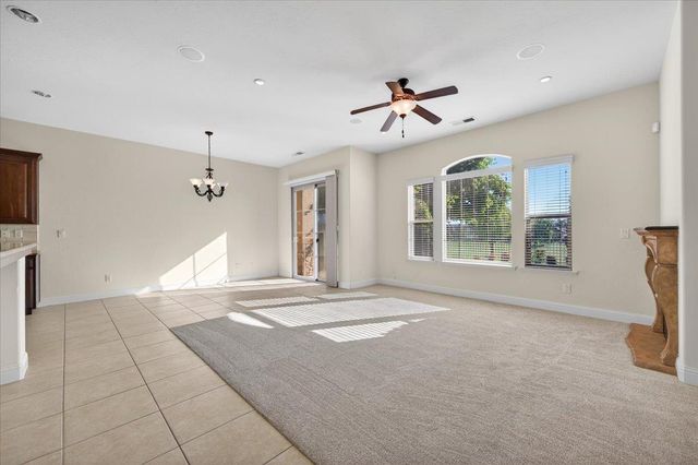 11348 N Via Montessori Drive, Fresno, CA 93730