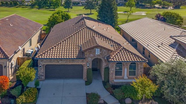 11348 N Via Montessori Drive, Fresno, CA 93730