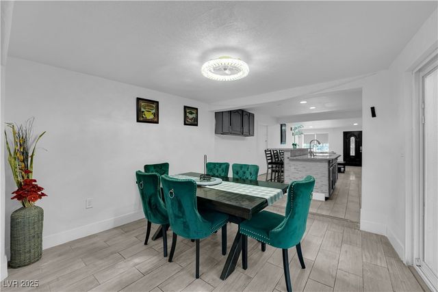 1724 Palora Avenue, Las Vegas, NV 89169