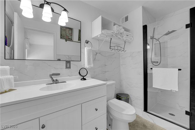 1724 Palora Avenue, Las Vegas, NV 89169