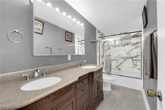 1724 Palora Avenue, Las Vegas, NV 89169