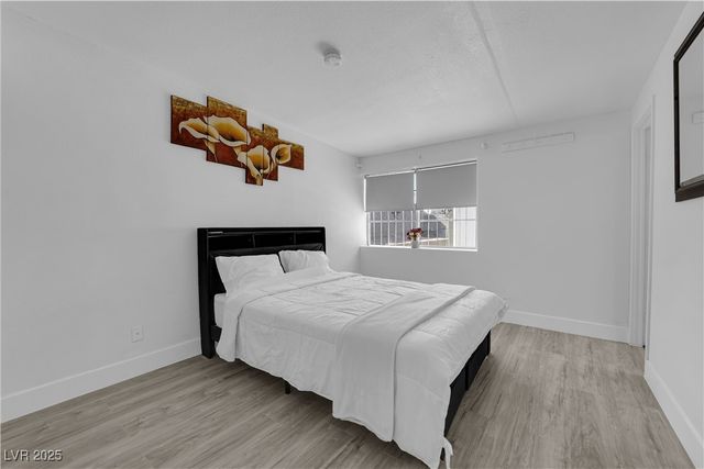 1724 Palora Avenue, Las Vegas, NV 89169