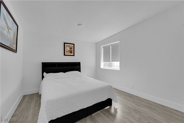 1724 Palora Avenue, Las Vegas, NV 89169