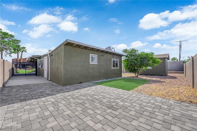 1724 Palora Avenue, Las Vegas, NV 89169