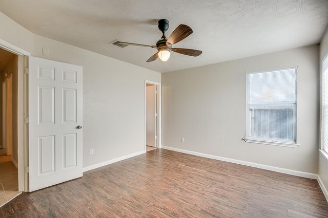 19023 Brownstone Mills Drive, Cypress, TX 77433