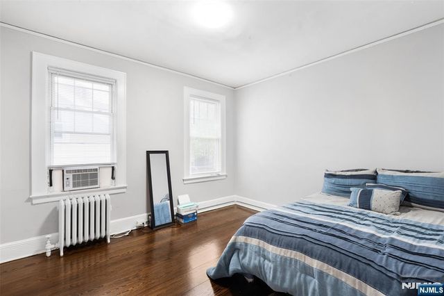 6 Jefferson Avenue, Maplewood, NJ 07040