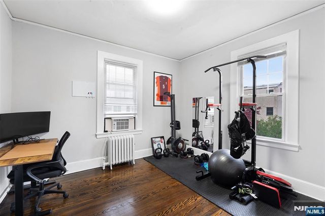 6 Jefferson Avenue, Maplewood, NJ 07040