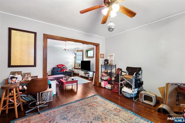 6 Jefferson Avenue, Maplewood, NJ 07040