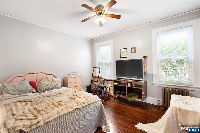 6 Jefferson Avenue, Maplewood, NJ 07040